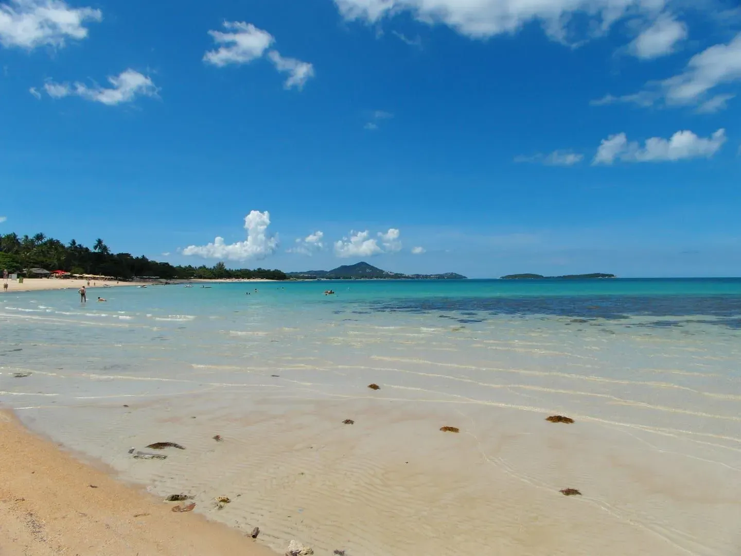 Chaweng Noi Beach: Calm Swimming, Resorts & How to Get There