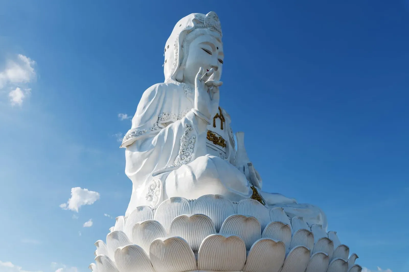 Guan Yu Koh Samui: 16 m Bronze Statue, Hours and Free Entry
