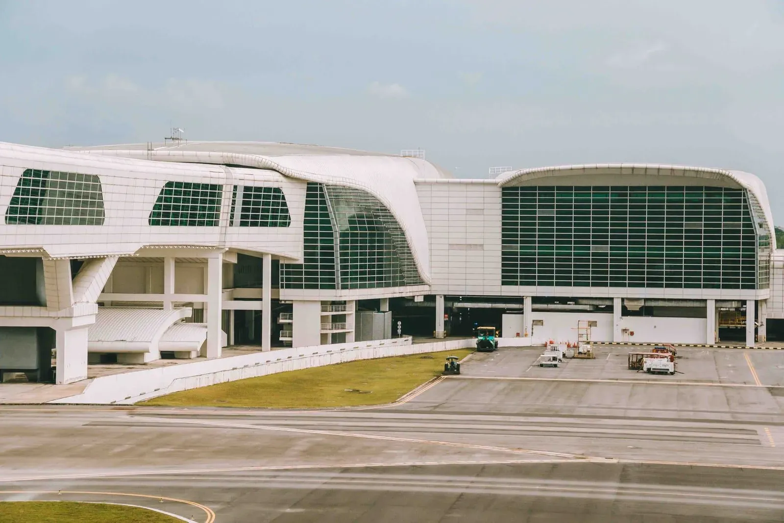 Koh Samui Airport (USM): Arrivals, Departures & Taxis 2026
