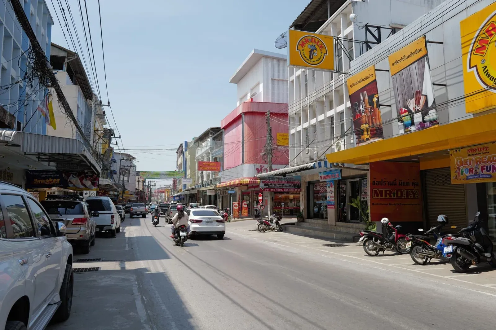 Koh Samui Car Hire: Prices, Licence Rules, Airport Counters