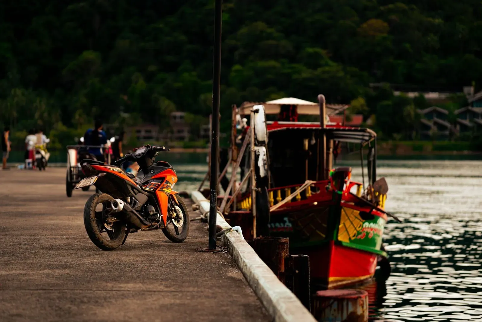 How to Get to Koh Samui: Flights, Ferry, Train and Bus (2026)
