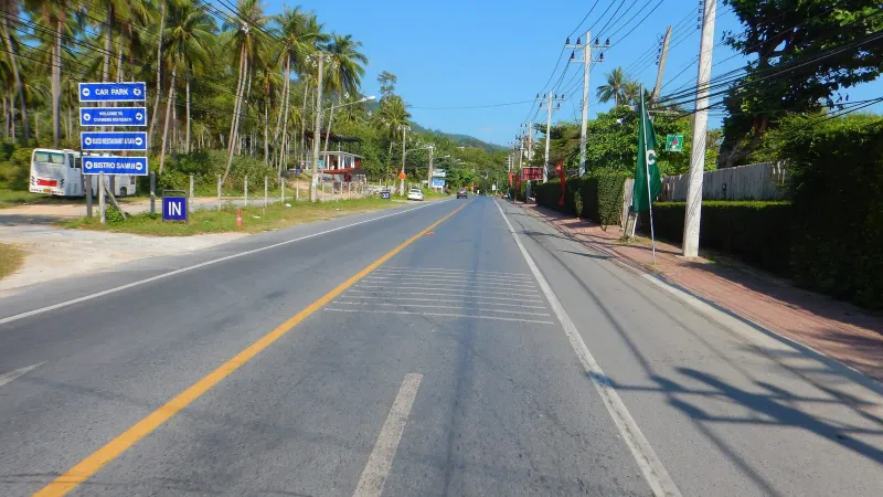 Quiet Koh Samui coastline with clear water suited to beginner paddling