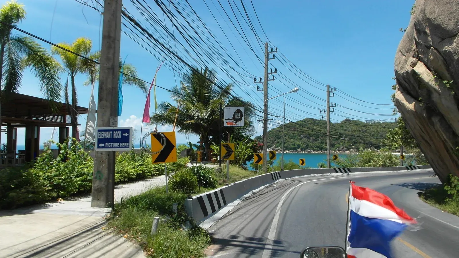 Laem Nan Beach Koh Samui: Resort Cape With a Shallow 500 m Shoal