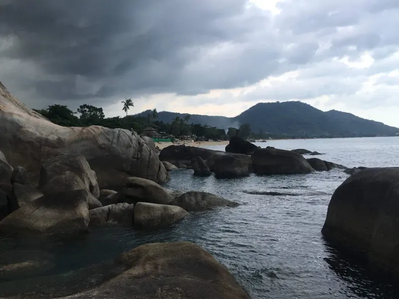 Lamai Beach coastline in Koh Samui, near Easy Divers' training centre