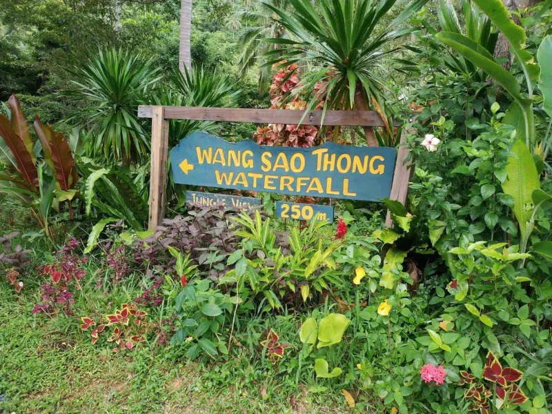 Trailhead sign for Wang Sao Thong Waterfall, Jungle View 250m